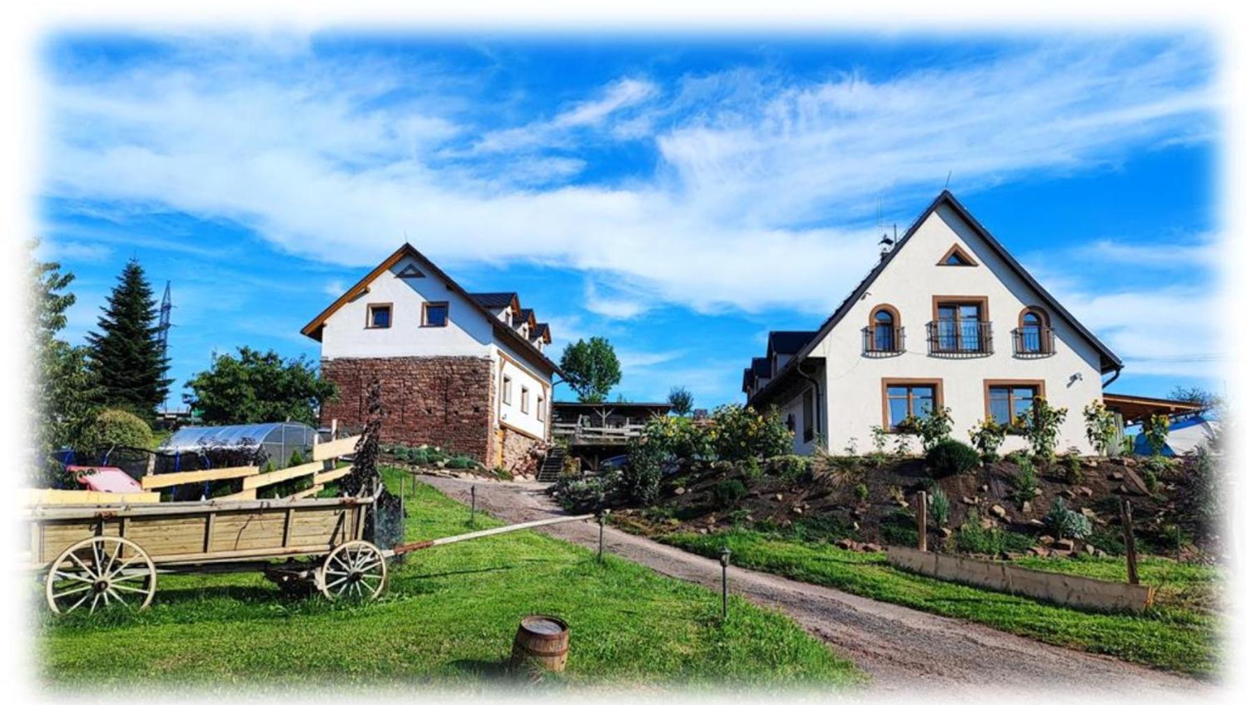 Apartman Na Statku Червены-Костелец Экстерьер фото